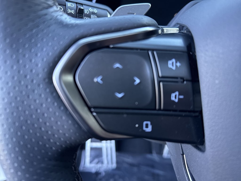 Thumbnail: 2024 Lexus RX - 27