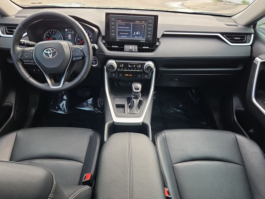Thumbnail: 2022 Toyota RAV4 - 10