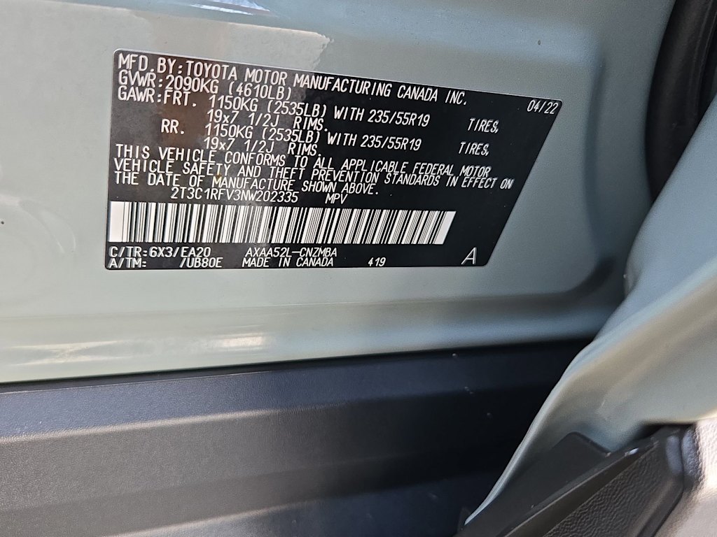 Thumbnail: 2022 Toyota RAV4 - 20