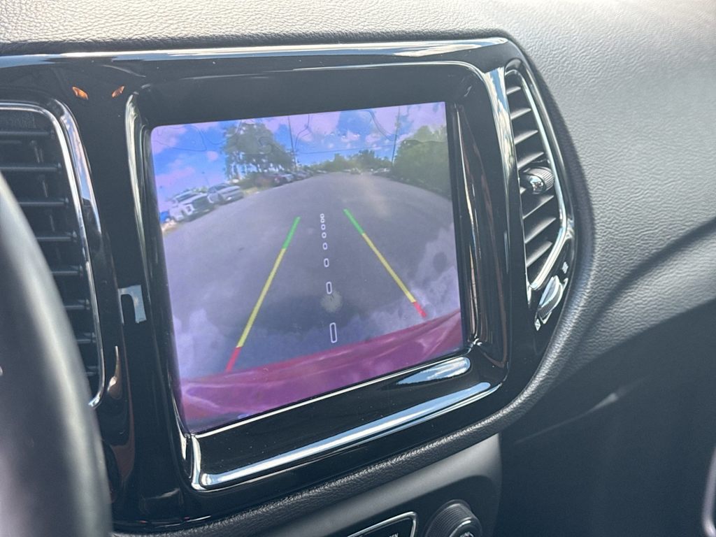 Thumbnail: 2021 Jeep Compass - 38