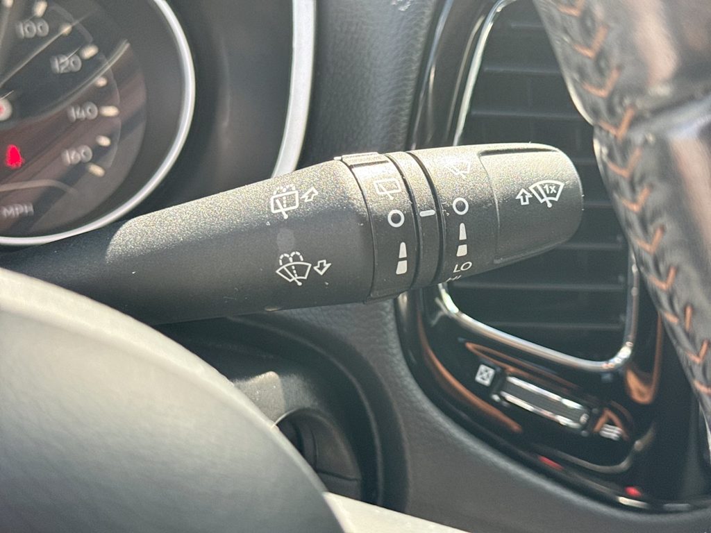Thumbnail: 2021 Jeep Compass - 36