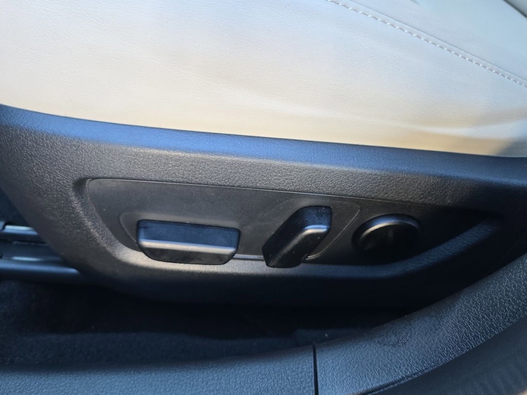 Thumbnail: 2023 Mazda CX-30 - 27