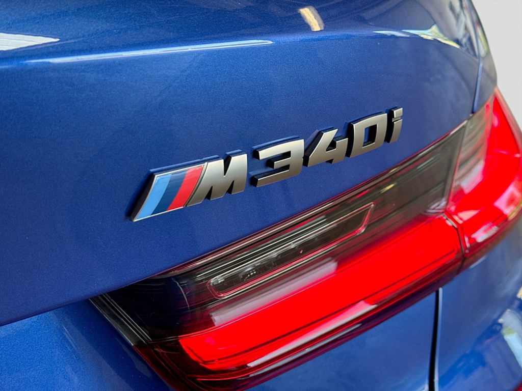 Thumbnail: 2021 BMW 3 Series - 31