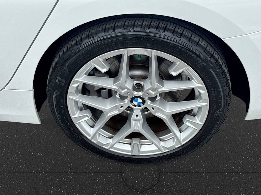 Thumbnail: 2026 BMW 3 Series - 8