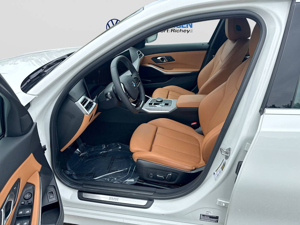 Thumbnail: 2026 BMW 3 Series - 13