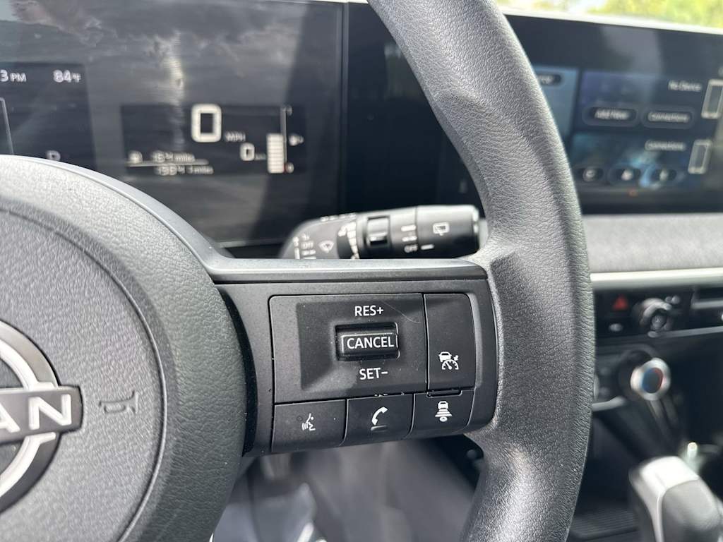 Thumbnail: 2025 Nissan Kicks - 36