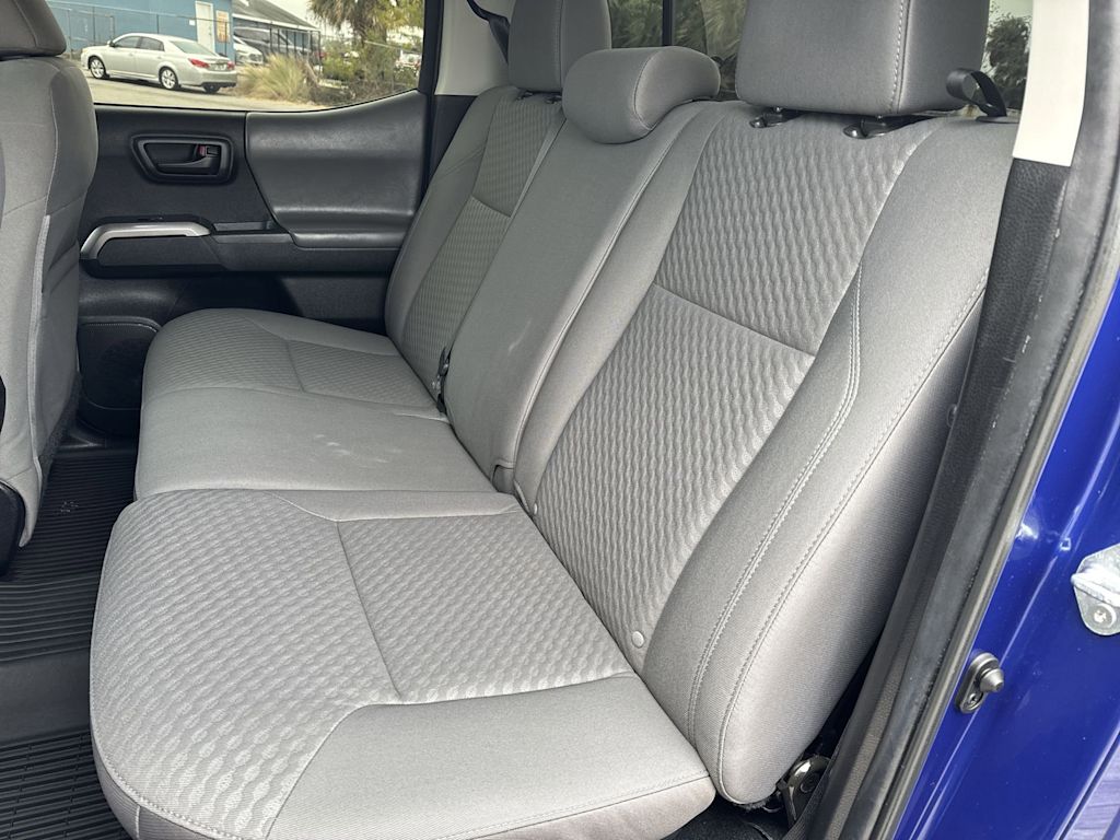 Thumbnail: 2022 Toyota Tacoma - 25