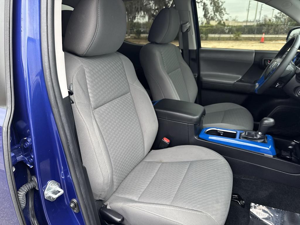 Thumbnail: 2022 Toyota Tacoma - 12