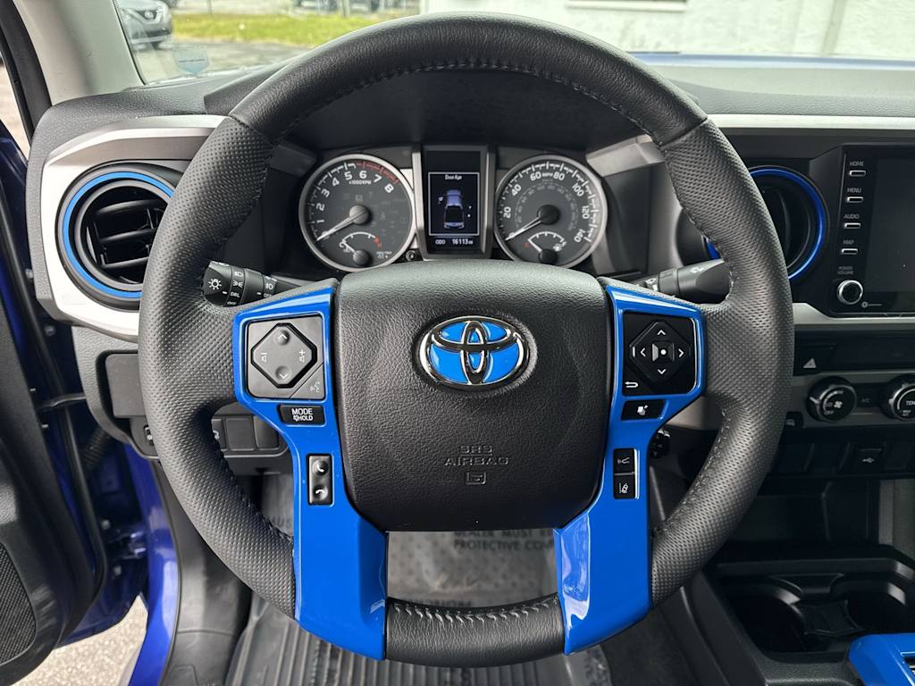 Thumbnail: 2022 Toyota Tacoma - 14