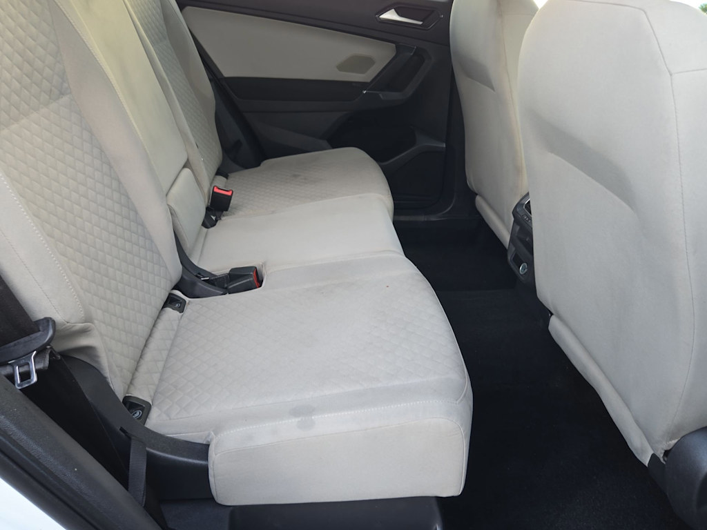 Thumbnail: 2018 Volkswagen Tiguan - 34