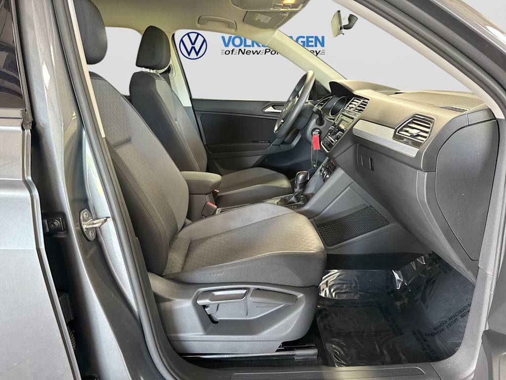 Thumbnail: 2019 Volkswagen Tiguan - 33