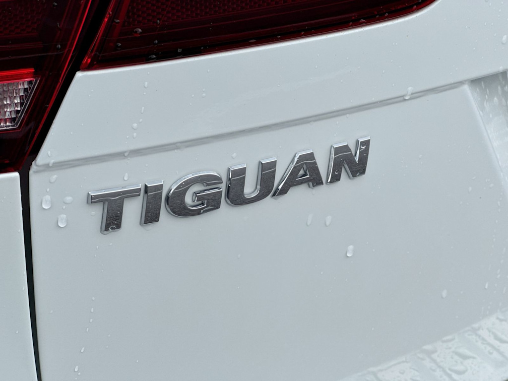 Thumbnail: 2021 Volkswagen Tiguan - 31