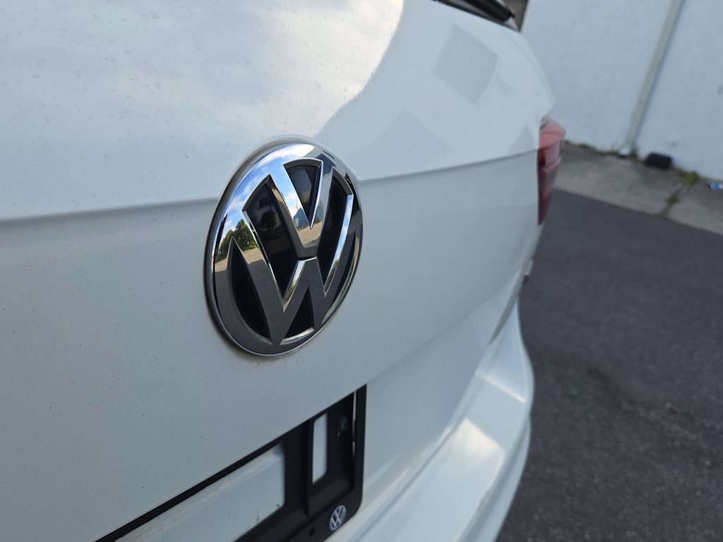 Thumbnail: 2018 Volkswagen Tiguan - 7