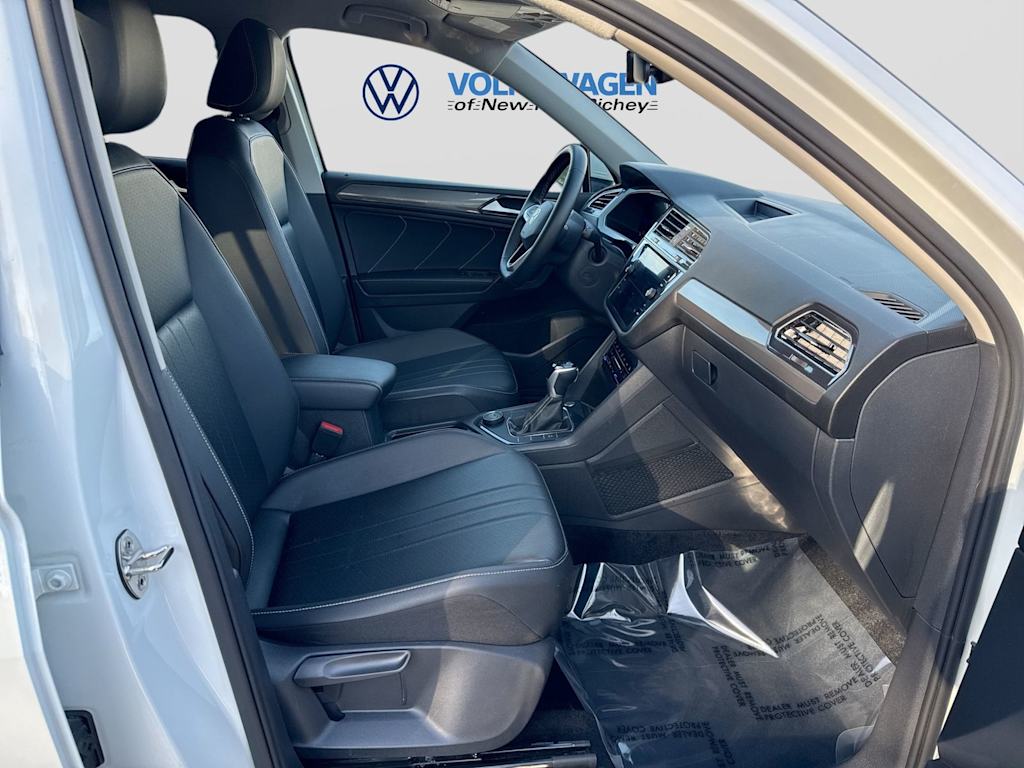 Thumbnail: 2024 Volkswagen Tiguan - 33