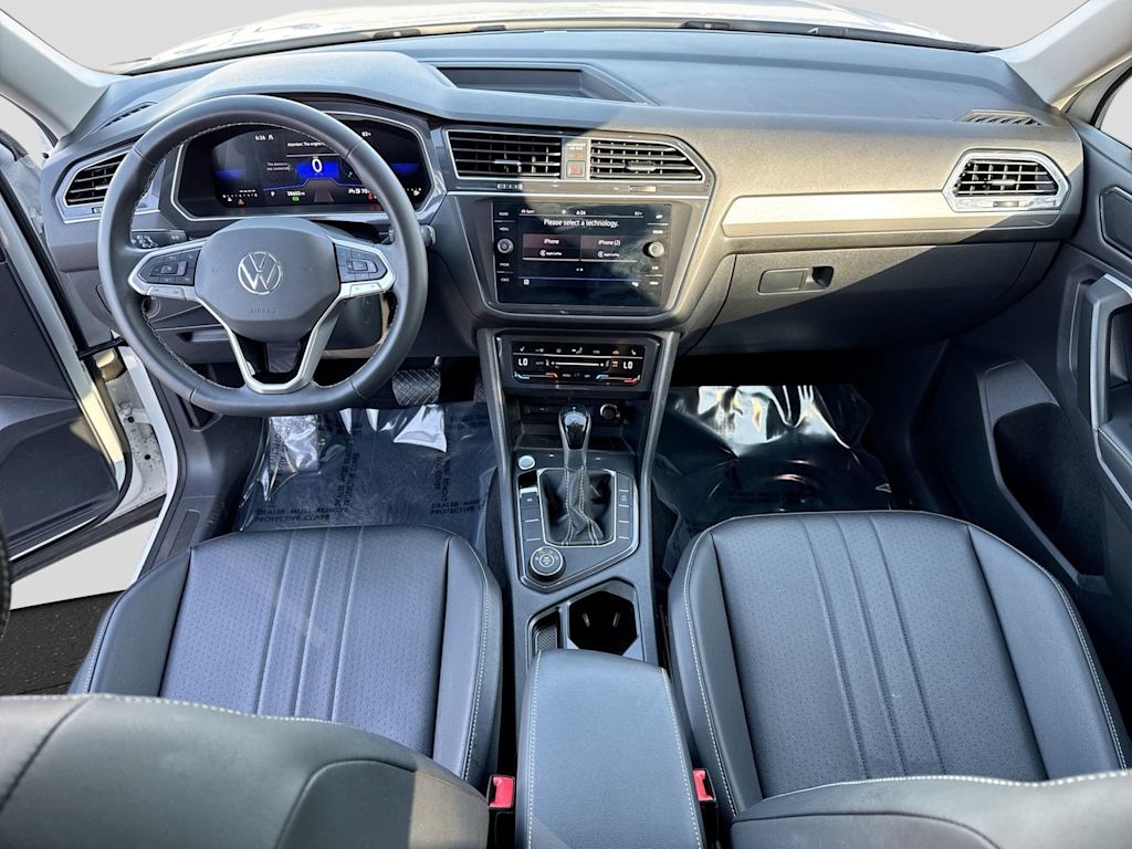 Thumbnail: 2024 Volkswagen Tiguan - 2