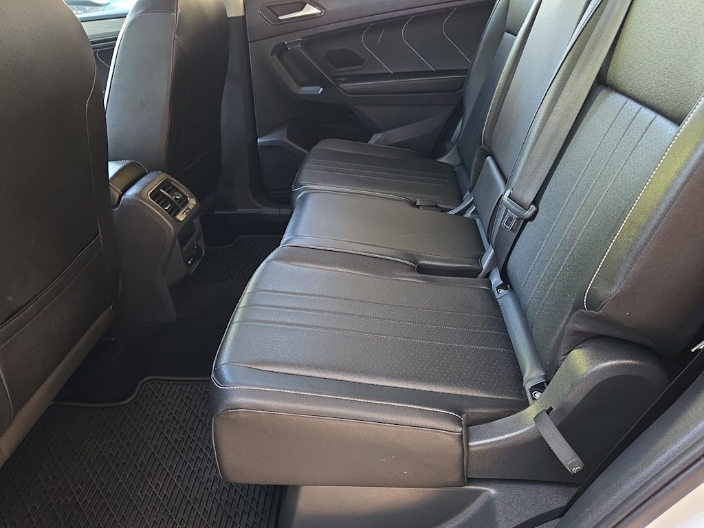 Thumbnail: 2022 Volkswagen Tiguan - 13