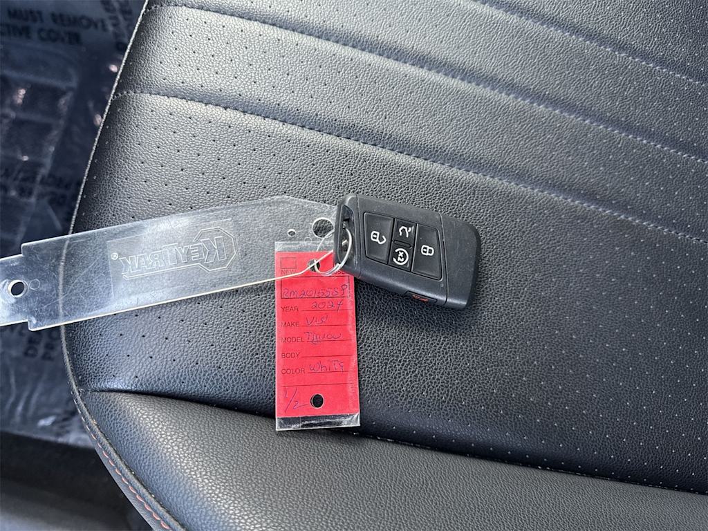 Thumbnail: 2024 Volkswagen Tiguan - 43