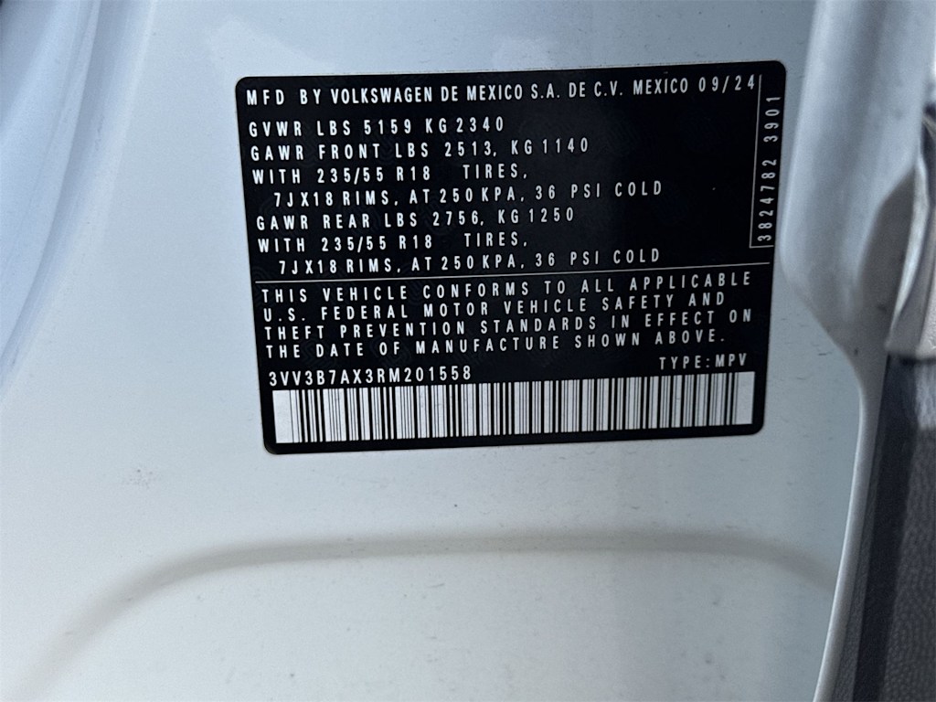 Thumbnail: 2024 Volkswagen Tiguan - 44