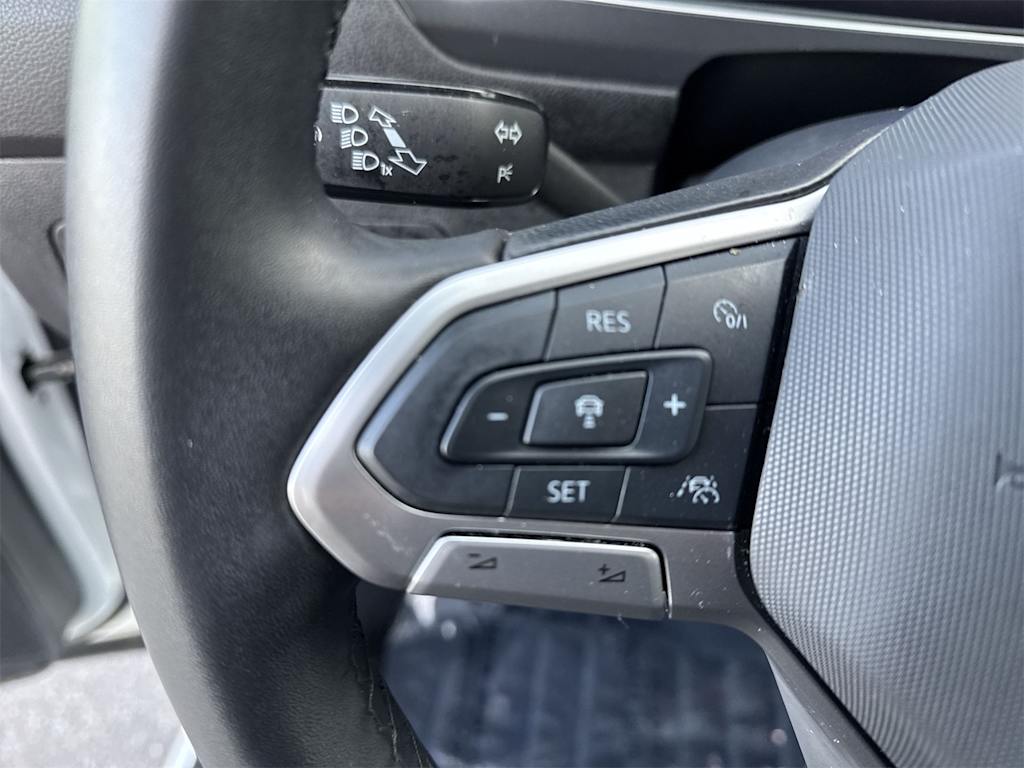 Thumbnail: 2024 Volkswagen Tiguan - 32