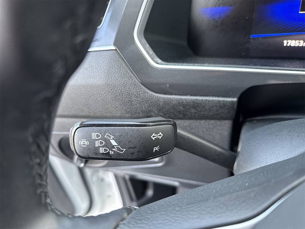 Thumbnail: 2024 Volkswagen Tiguan - 36