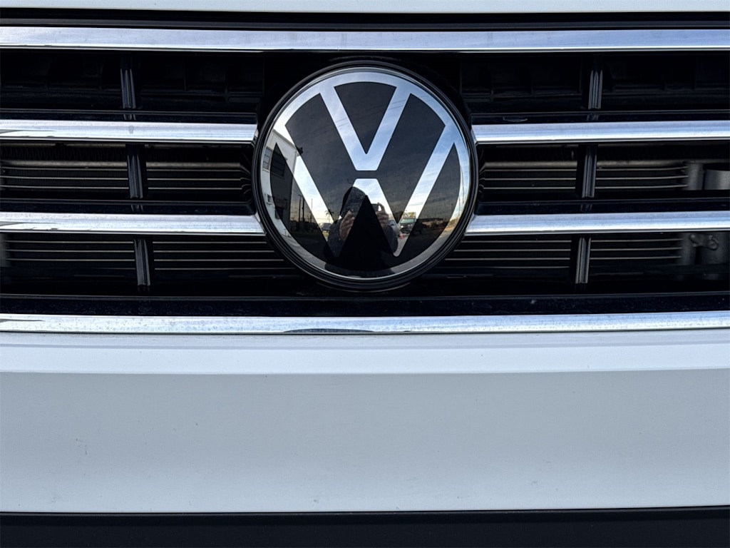 Thumbnail: 2024 Volkswagen Tiguan - 24