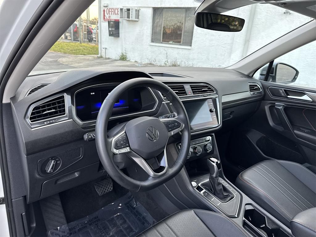 Thumbnail: 2024 Volkswagen Tiguan - 10