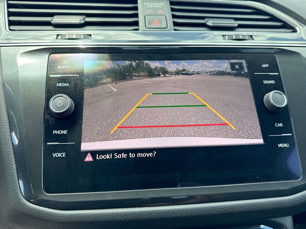 Thumbnail: 2019 Volkswagen Tiguan - 40