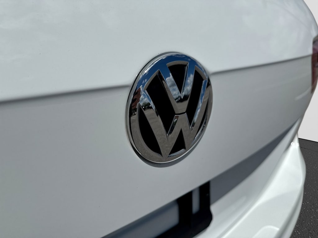 Thumbnail: 2019 Volkswagen Tiguan - 7