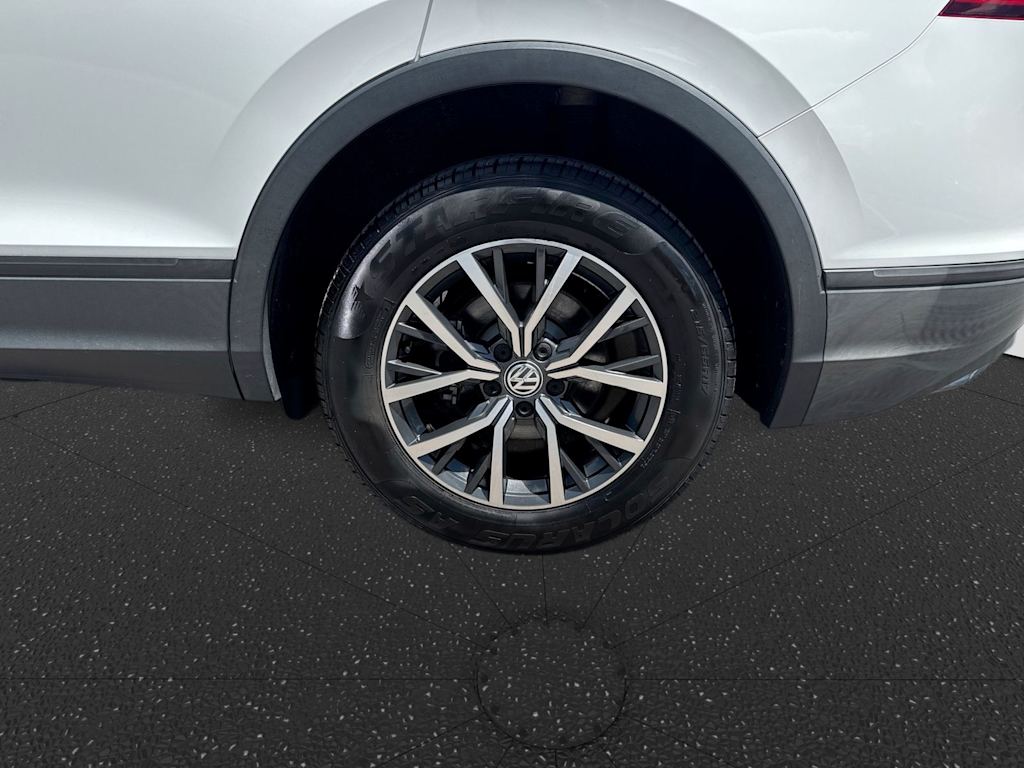 Thumbnail: 2019 Volkswagen Tiguan - 8