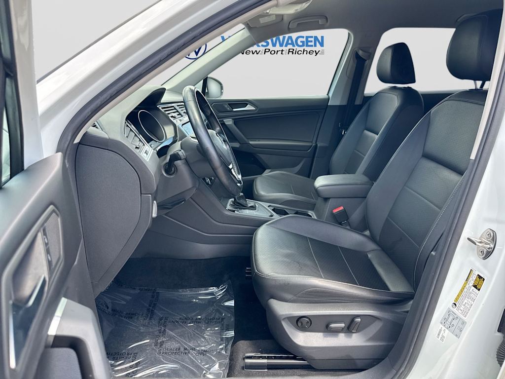 Thumbnail: 2019 Volkswagen Tiguan - 10