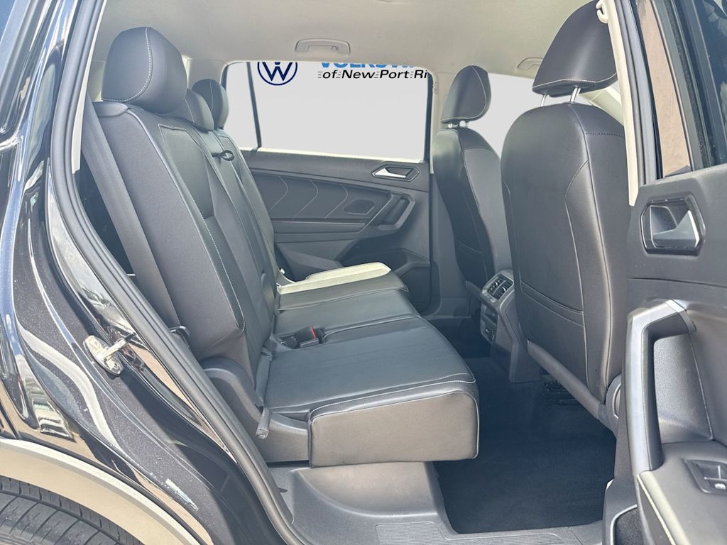 Thumbnail: 2022 Volkswagen Tiguan - 34