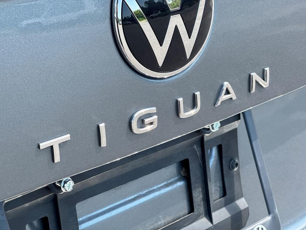 Thumbnail: 2022 Volkswagen Tiguan - 30