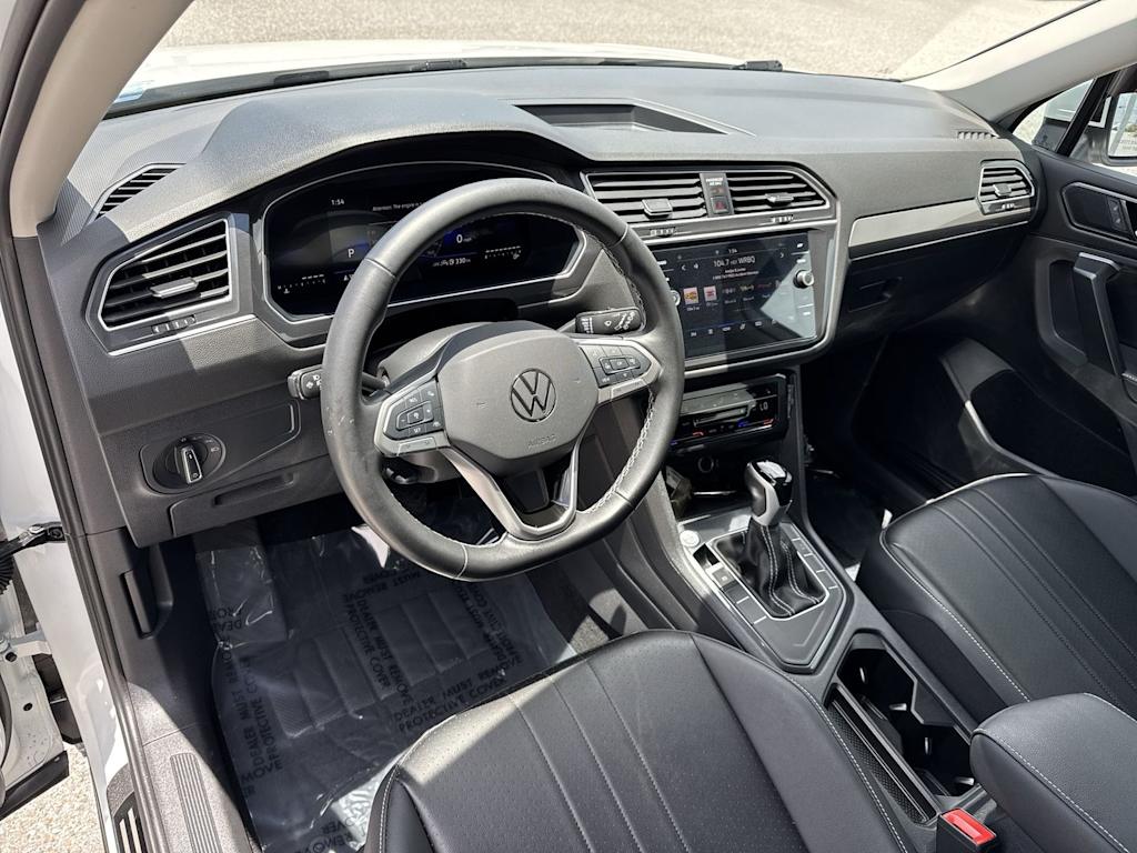 Thumbnail: 2024 Volkswagen Tiguan - 2