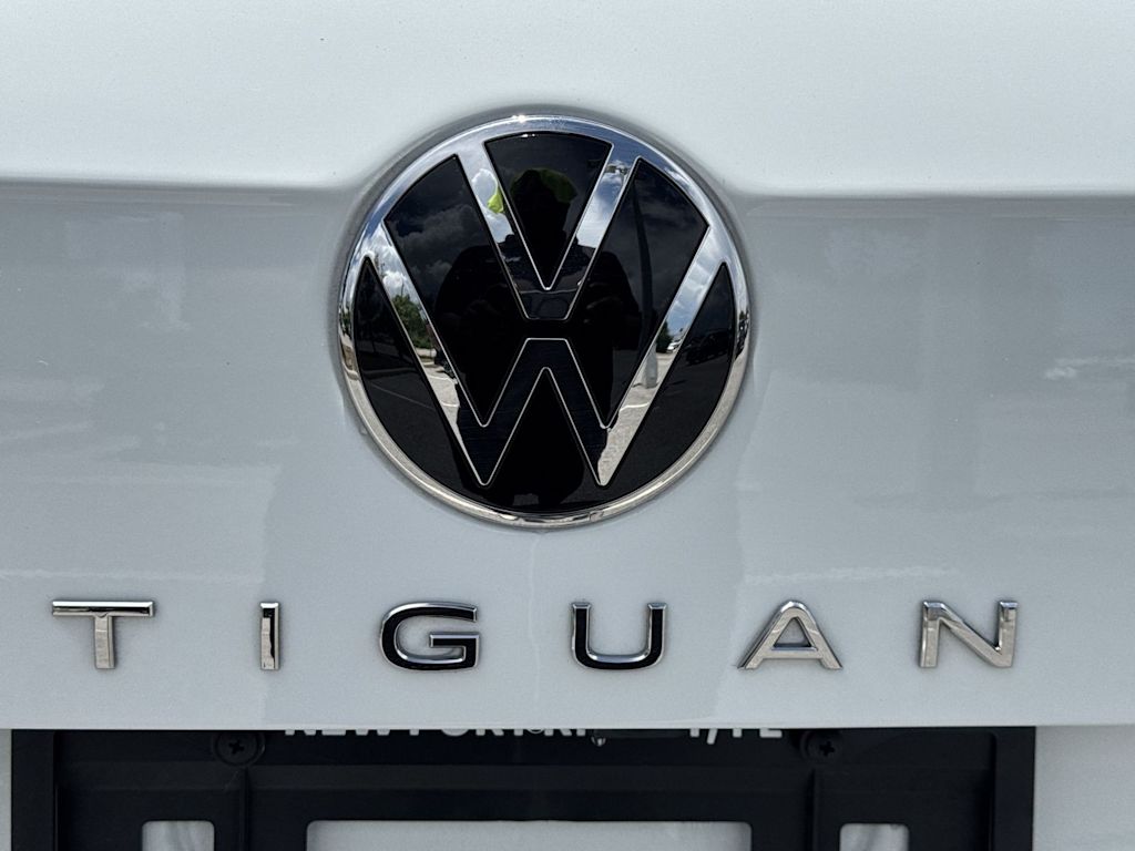 Thumbnail: 2024 Volkswagen Tiguan - 31
