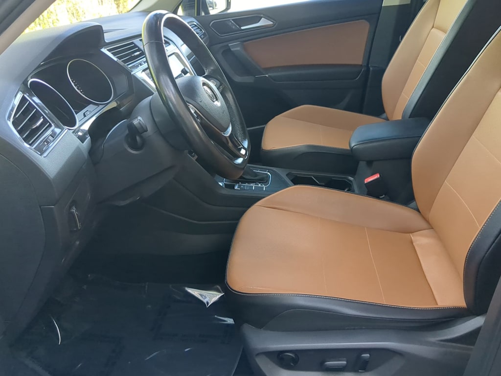 Thumbnail: 2018 Volkswagen Tiguan - 10