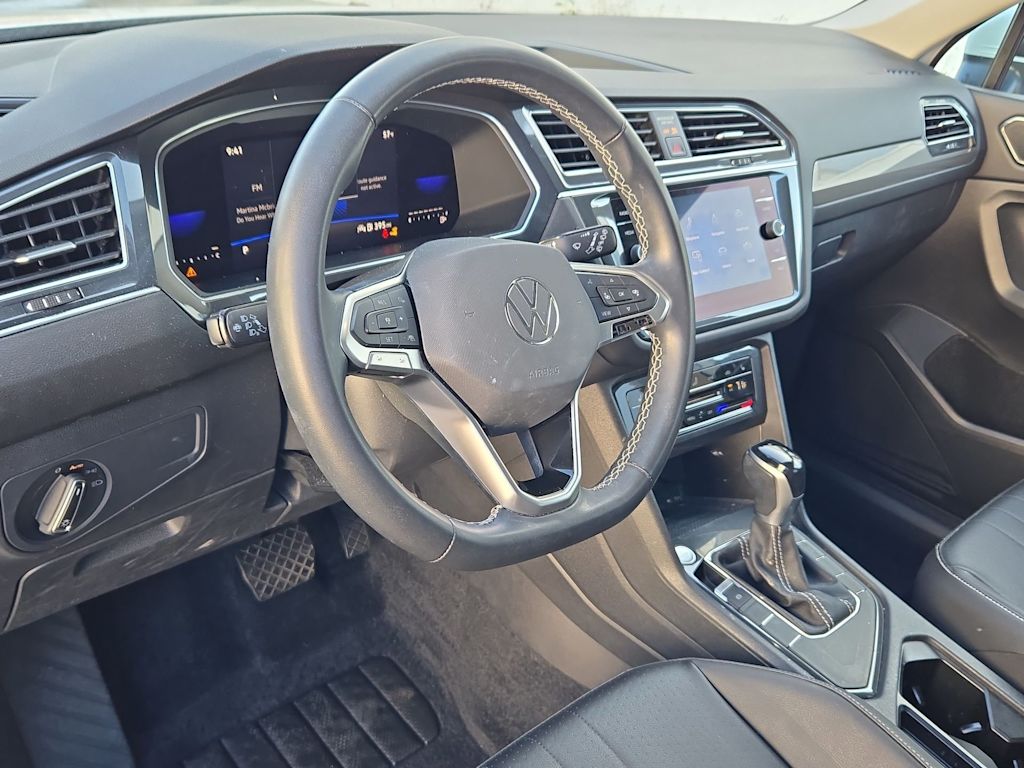 Thumbnail: 2022 Volkswagen Tiguan - 2