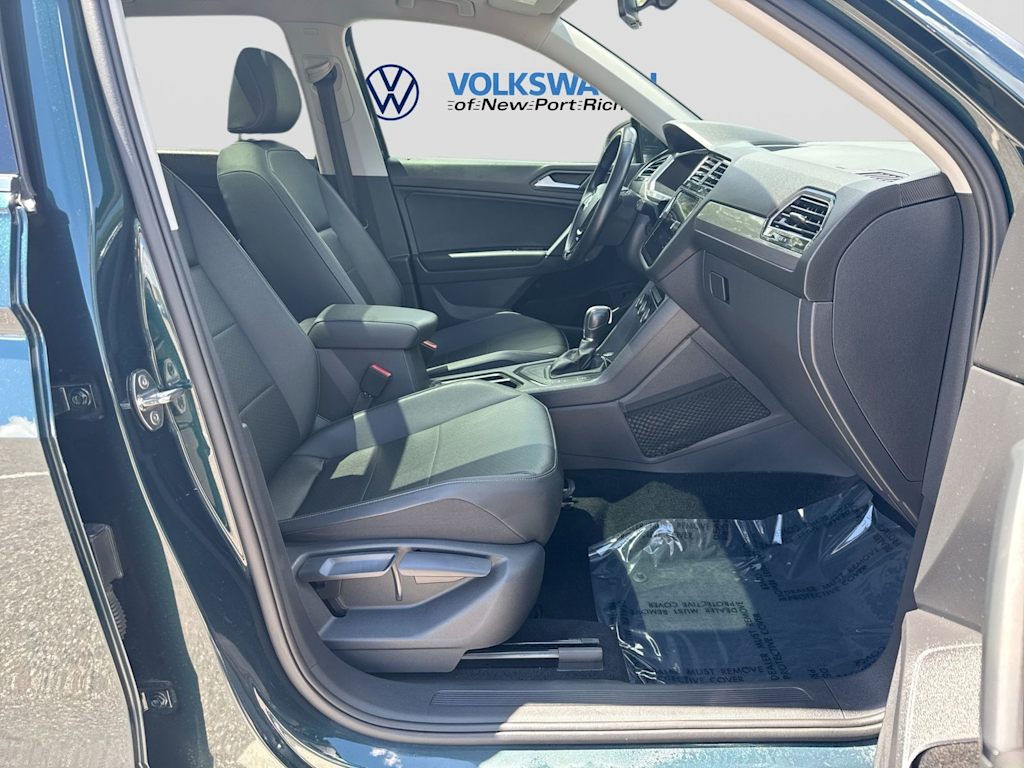 Thumbnail: 2019 Volkswagen Tiguan - 11