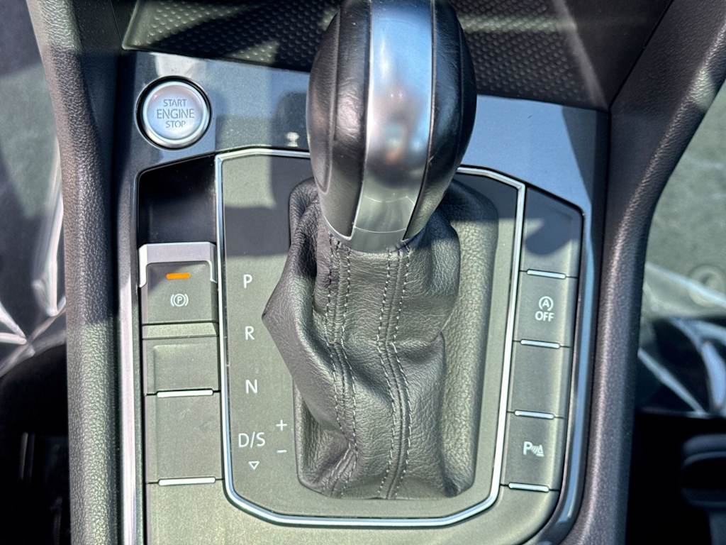 Thumbnail: 2019 Volkswagen Tiguan - 15