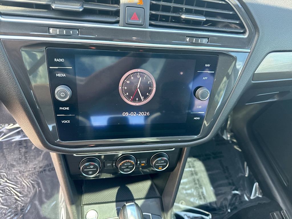 Thumbnail: 2019 Volkswagen Tiguan - 14