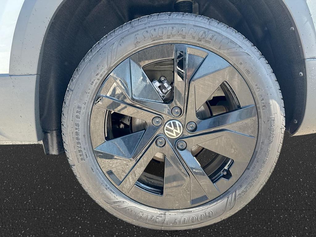 Thumbnail: 2026 Volkswagen Taos - 8
