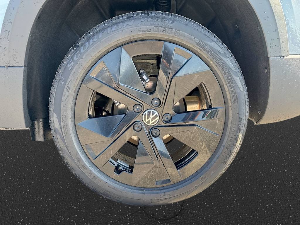Thumbnail: 2026 Volkswagen Taos - 8