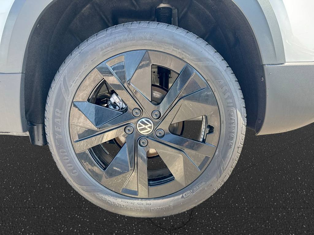 Thumbnail: 2026 Volkswagen Taos - 8