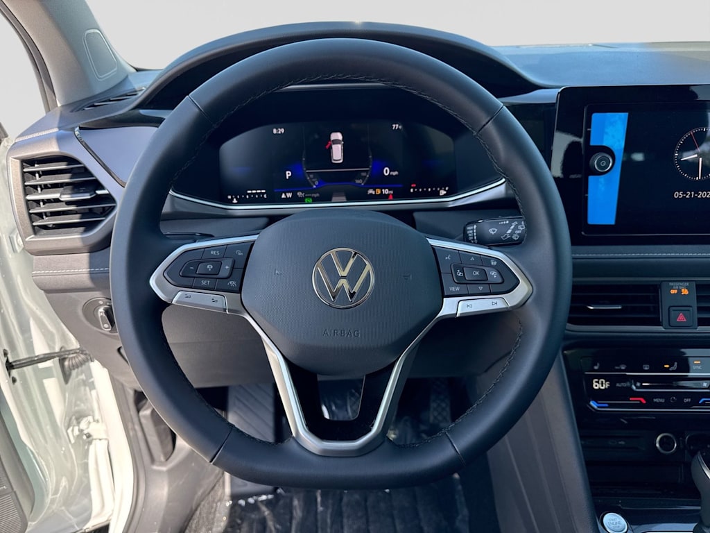 Thumbnail: 2026 Volkswagen Taos - 14