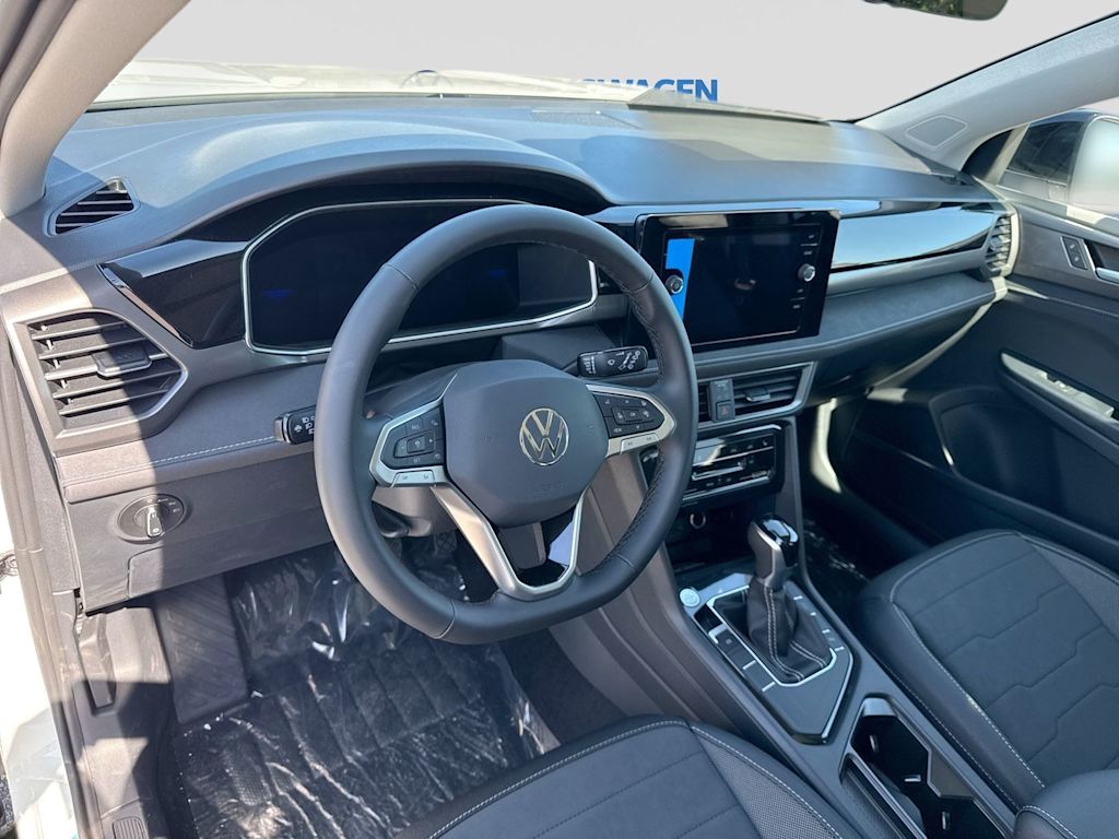 Thumbnail: 2026 Volkswagen Taos - 2