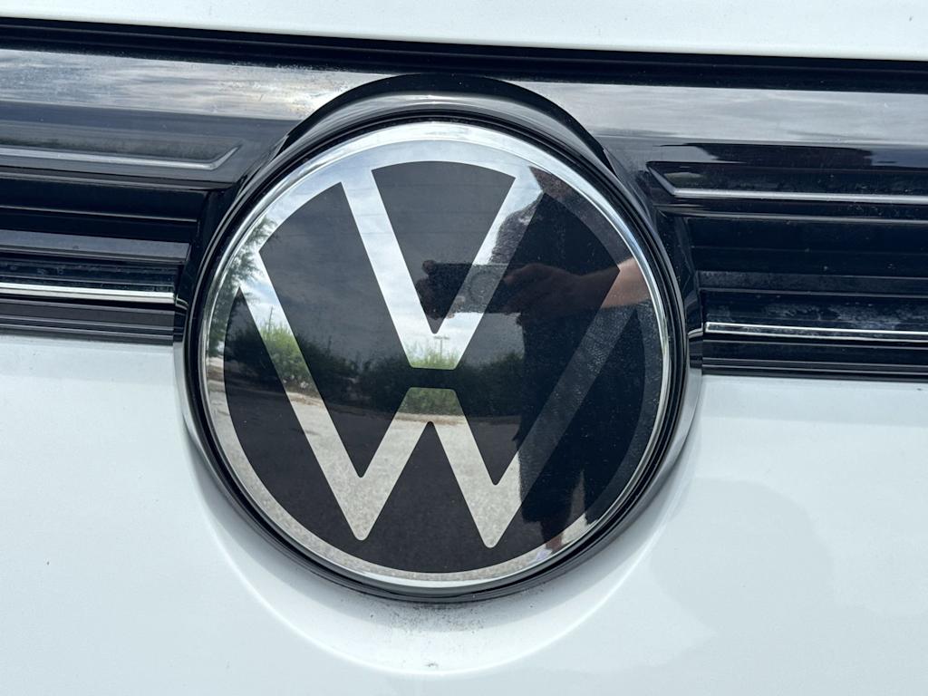 Thumbnail: 2025 Volkswagen Taos - 30
