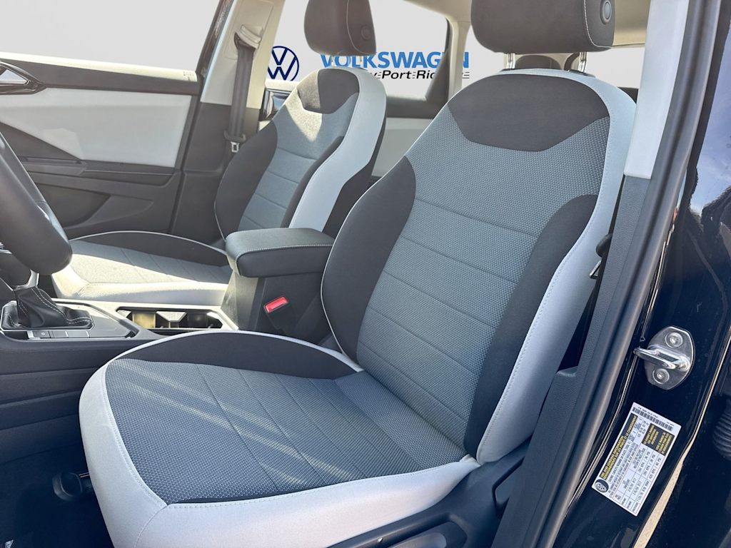 Thumbnail: 2026 Volkswagen Taos - 11