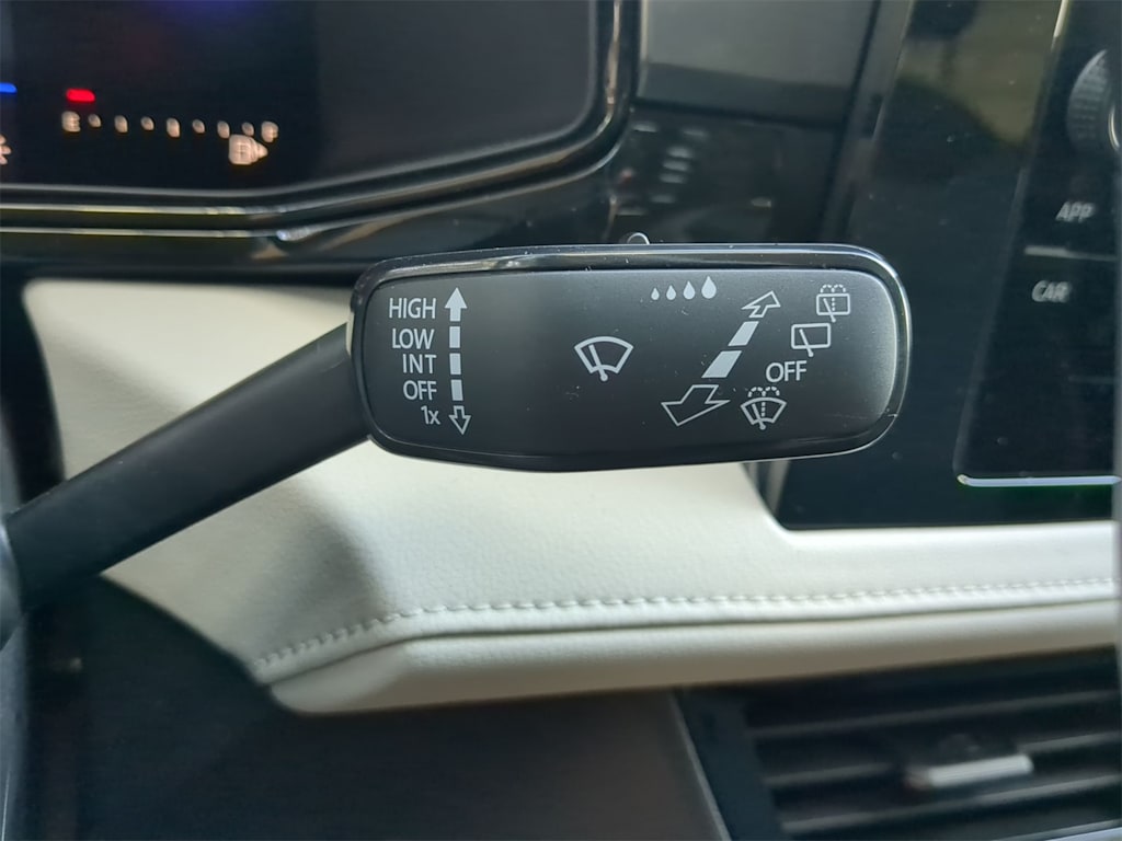 Thumbnail: 2025 Volkswagen Taos - 29