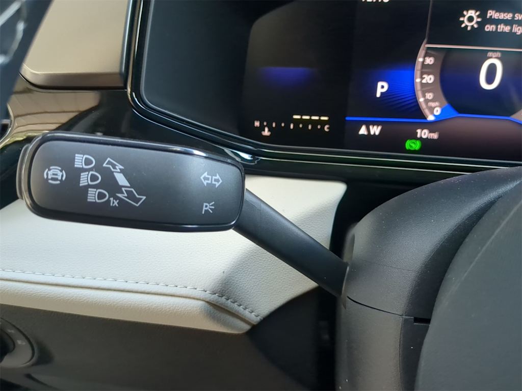 Thumbnail: 2025 Volkswagen Taos - 30