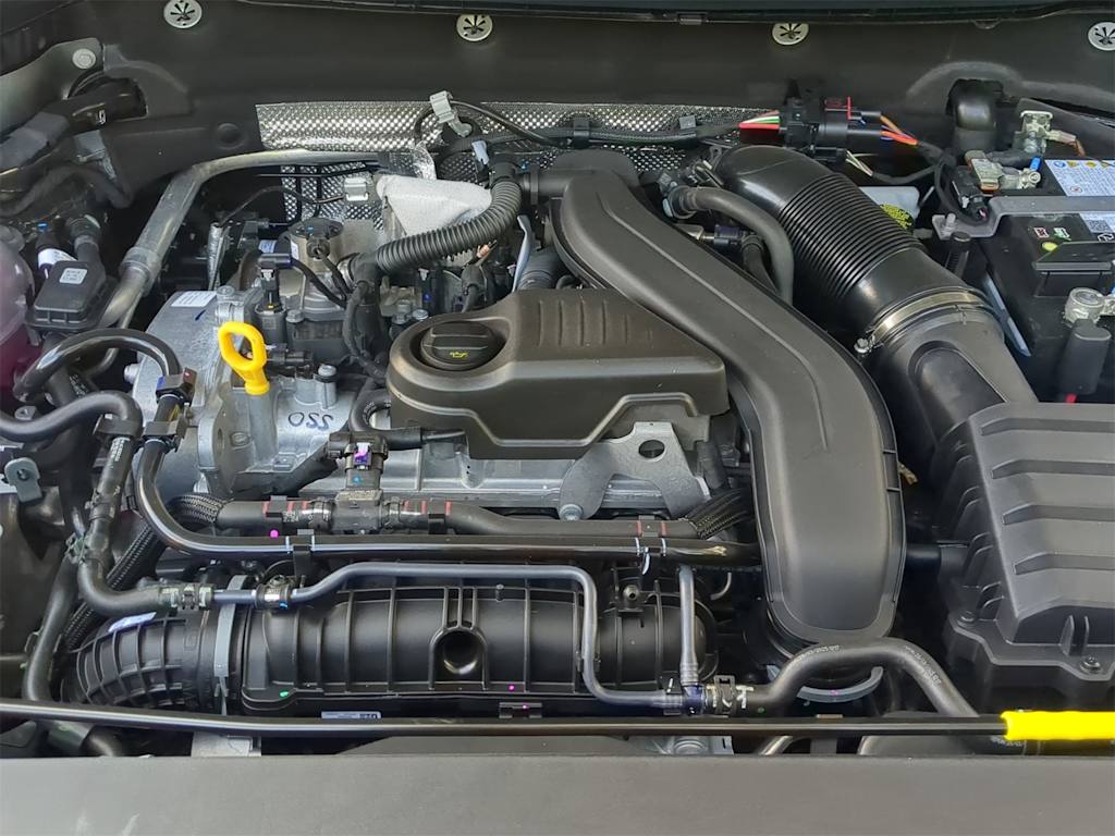 Thumbnail: 2025 Volkswagen Taos - 8