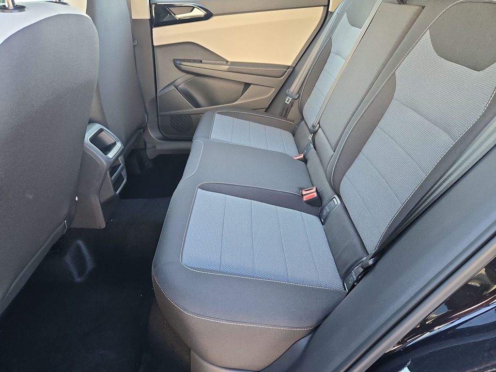 Thumbnail: 2025 Volkswagen Taos - 12